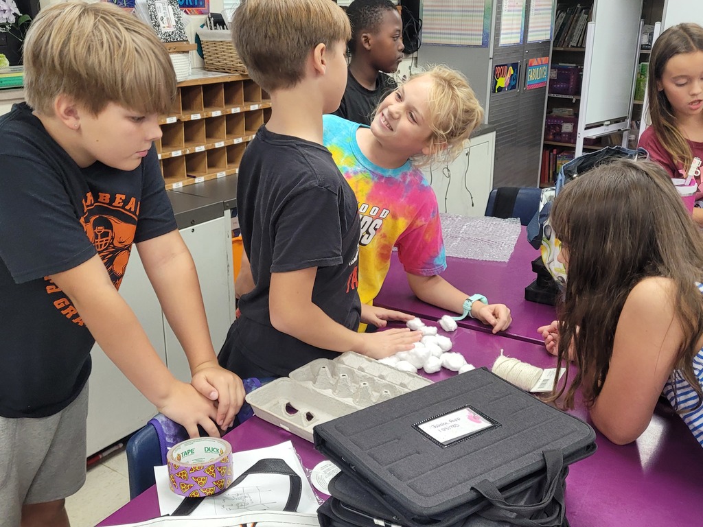 Egg project for 4th graders at Parkwood Elementary