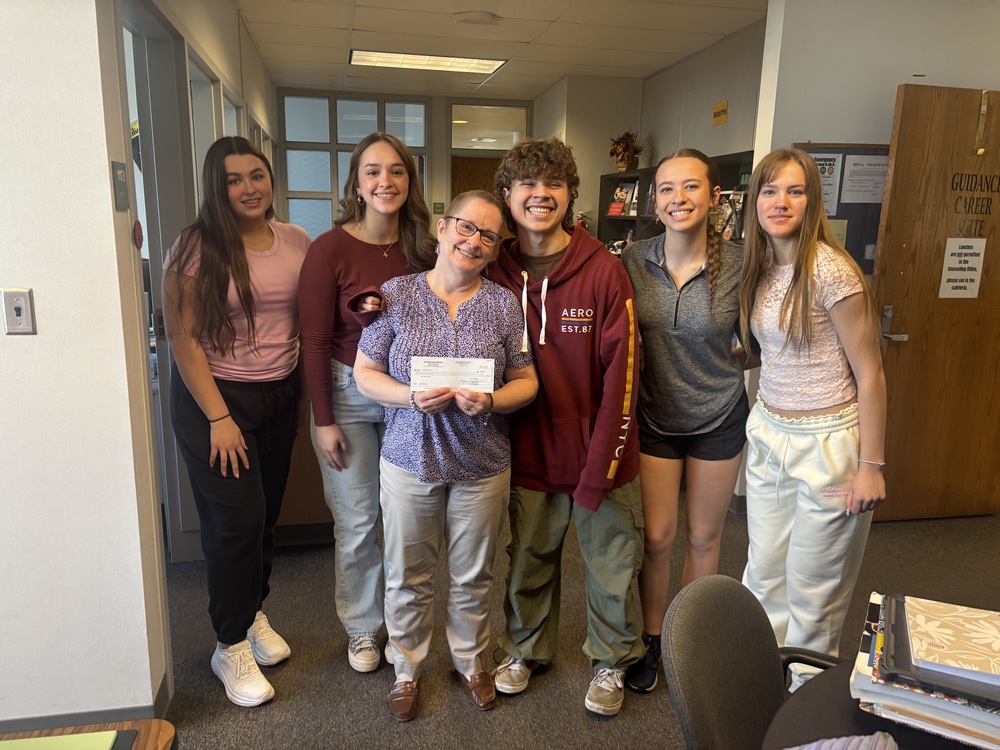 L to R are :  Alexandra Hendershot, Madison Hutzel, Sue Prescott, Wesley Rodgers, Alexis Hershey, Sophia Raymond.