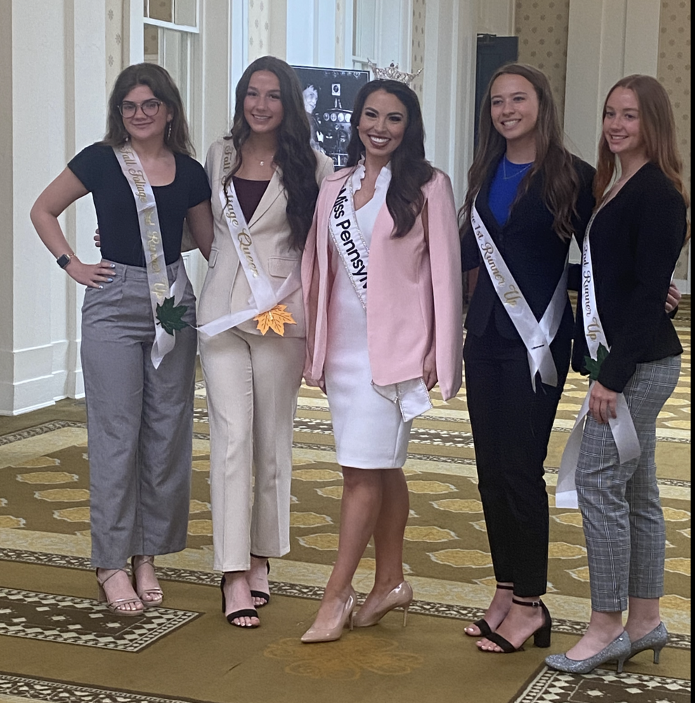 Katie McDevitt, Lexi Hershey 