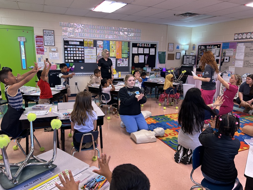 SCHS HOSA Gives Lesson at Eakin Elementary