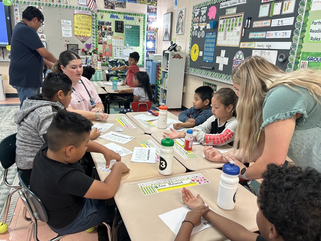 SCHS HOSA Gives Lesson at Eakin Elementary