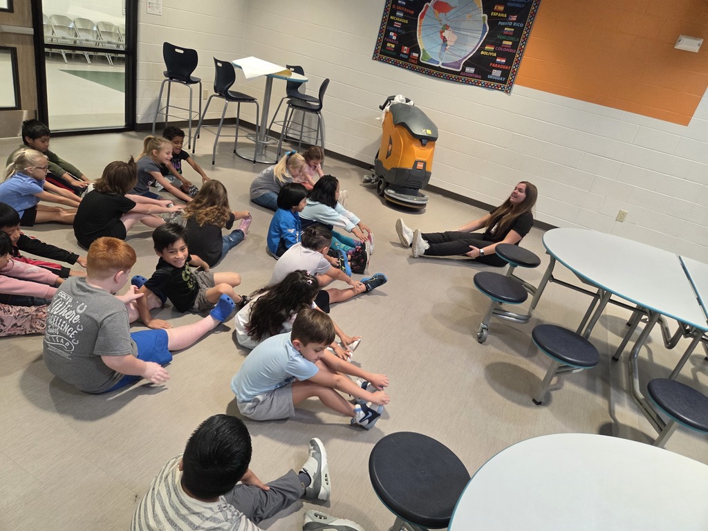 Seniors Clinical Internship STEAM Project Human Body @ Cartwright Elementary School