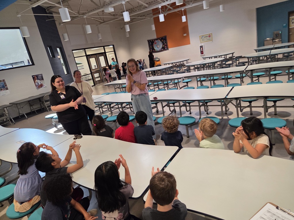 Seniors Clinical Internship STEAM Project Human Body @ Cartwright Elementary School