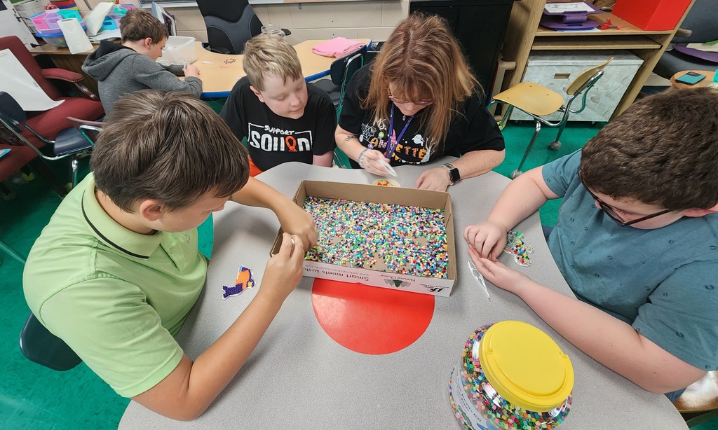 Community Middle School Bead Designs 