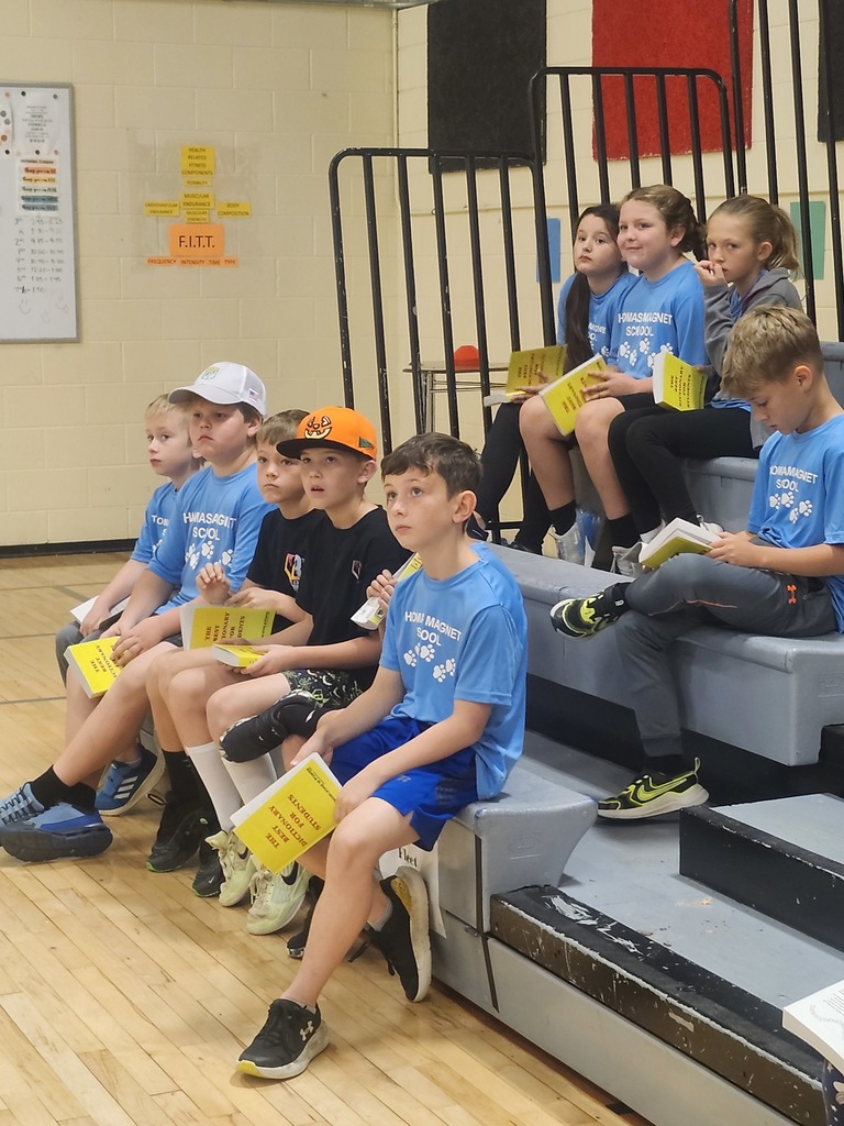 Rotary Club provides dictionaries to 3rd graders