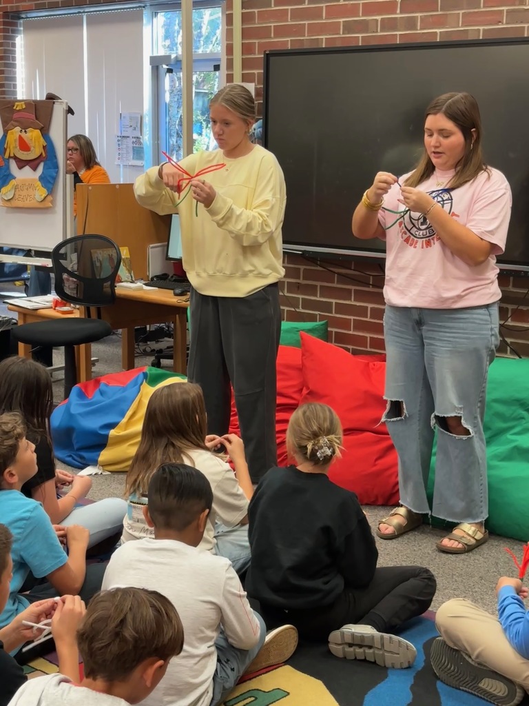 Cascade High School Interact Club Creates First Elementary Interact Club
