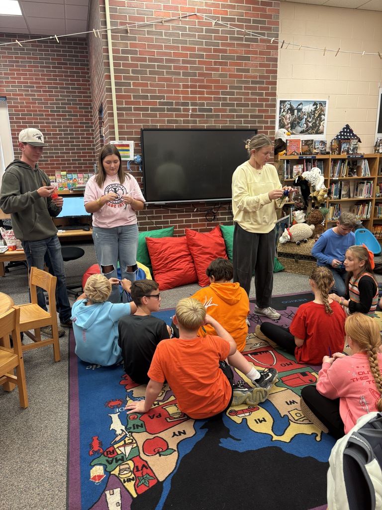 Cascade High School Interact Club Creates First Elementary Interact Club