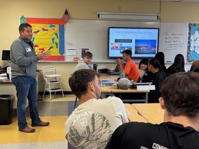 Jon Huddleston from MTSU Visits Community HS JAG Class