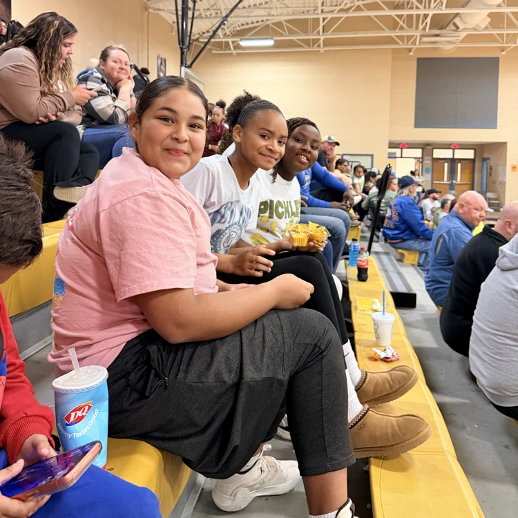 girls’ basketball game 
