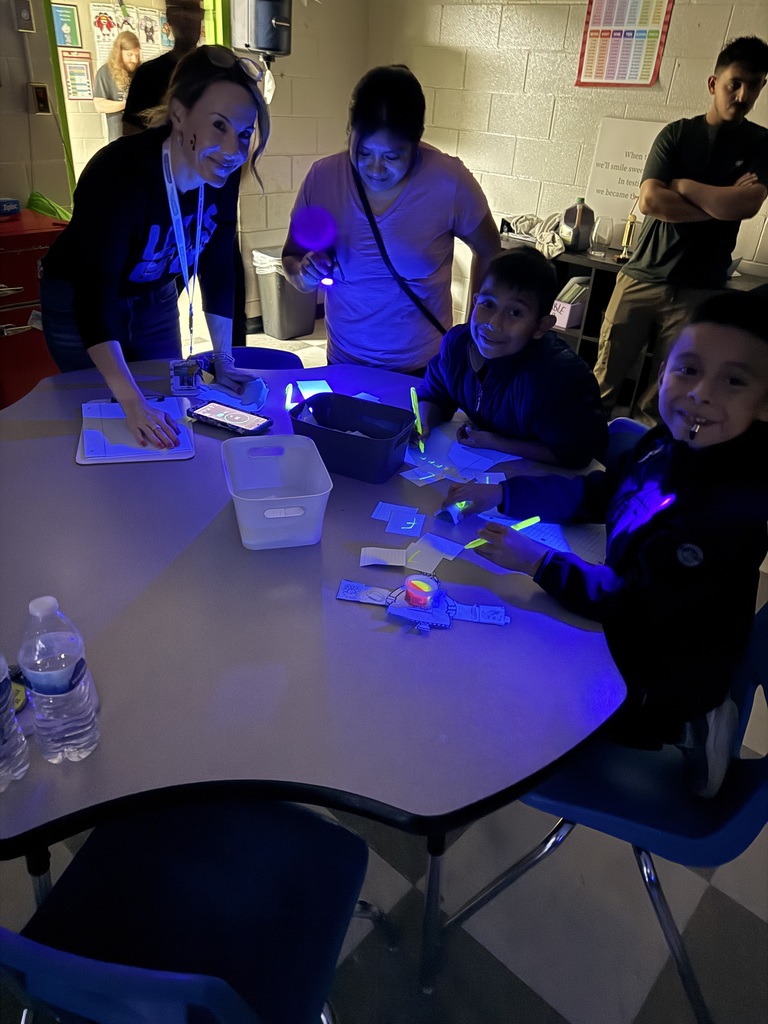 Let's GLOW Read Family Literacy Night at Eakin Elementary