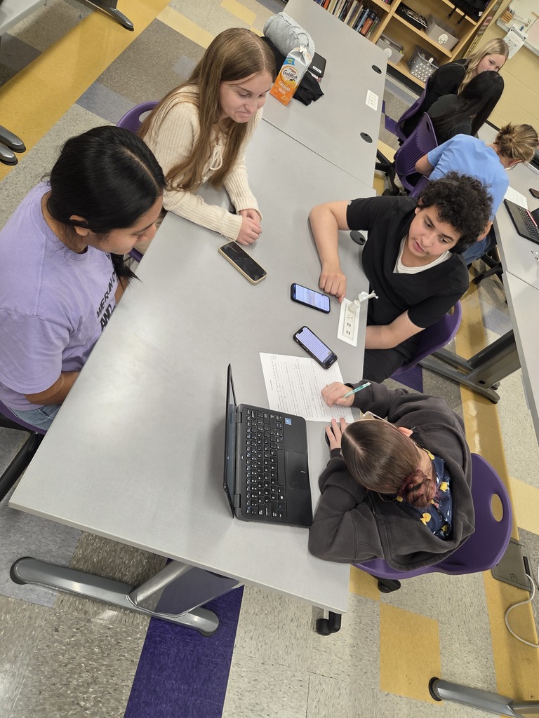 UT Southern Representatives Visit Community High School Health Science Class