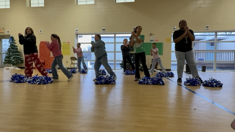 boys basketball and cheerleaders