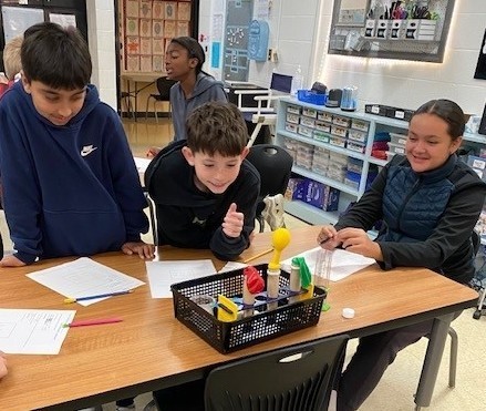 Thomas Magnet School Students Review Chemical Reactions