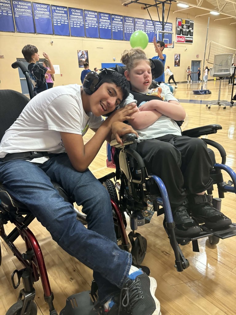 Having fun with friends in the gym