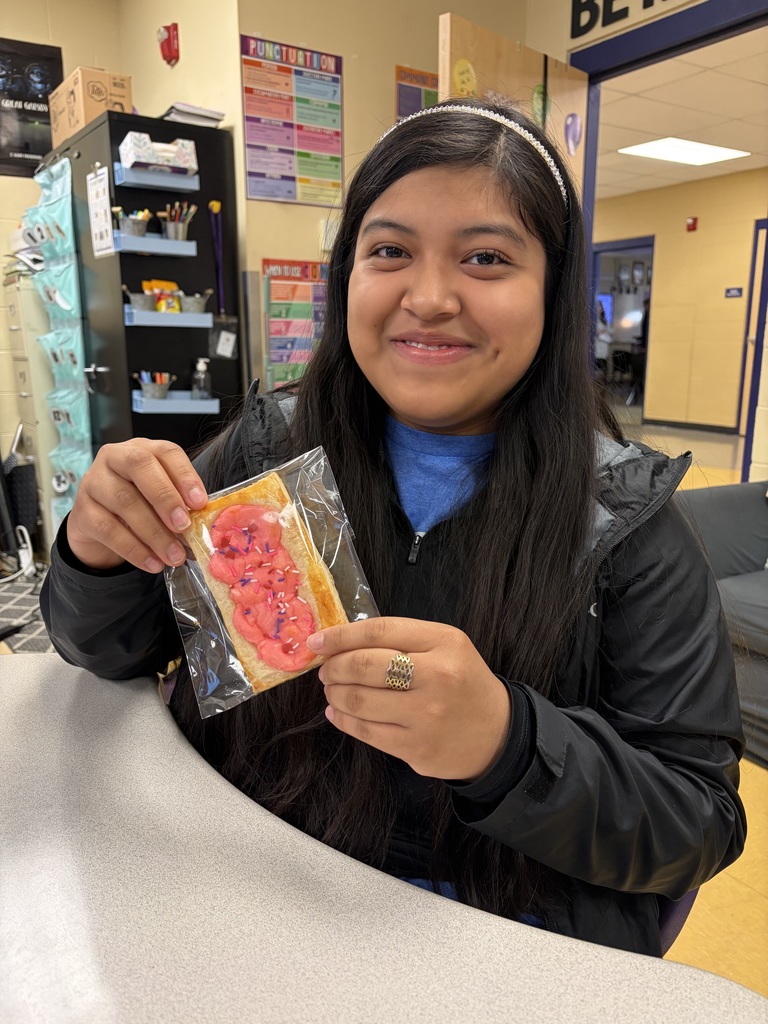 Community High School FCCLA Students Celebrate FCCLA Week Along with Valentine's Day