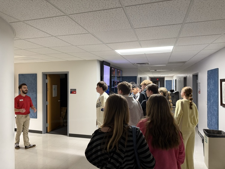 tour guide and students 