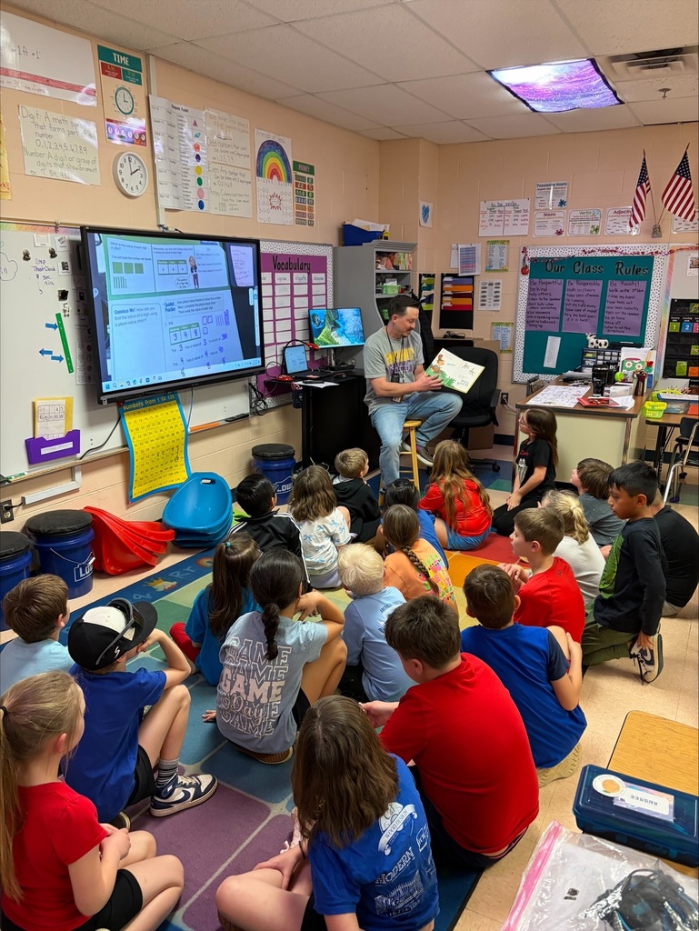 volunteer reader and students