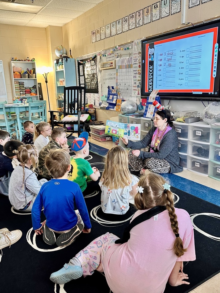 volunteer reader and students