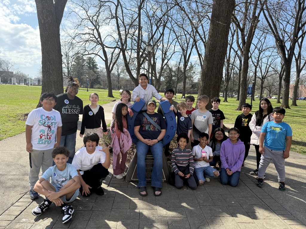 East Side Elementary School fifth graders tour MTSU.
