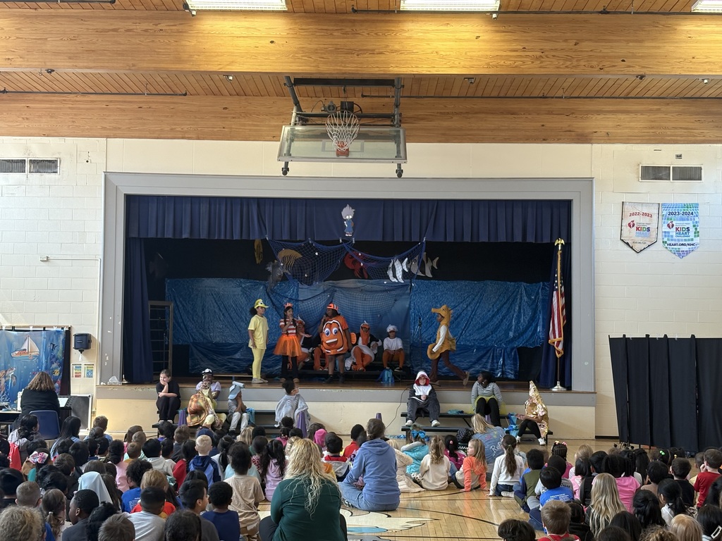Eakin Elementary School Finding Nemo Play