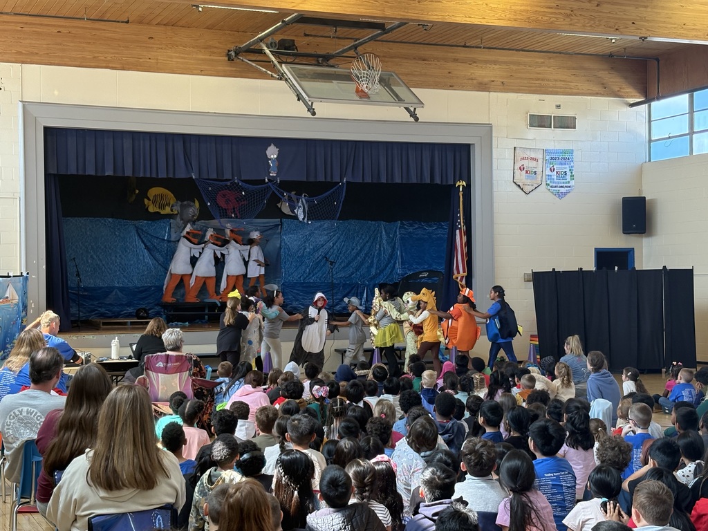 Eakin Elementary School Finding Nemo Play