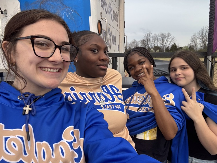 Coach Norris and her HMS softball Eagles