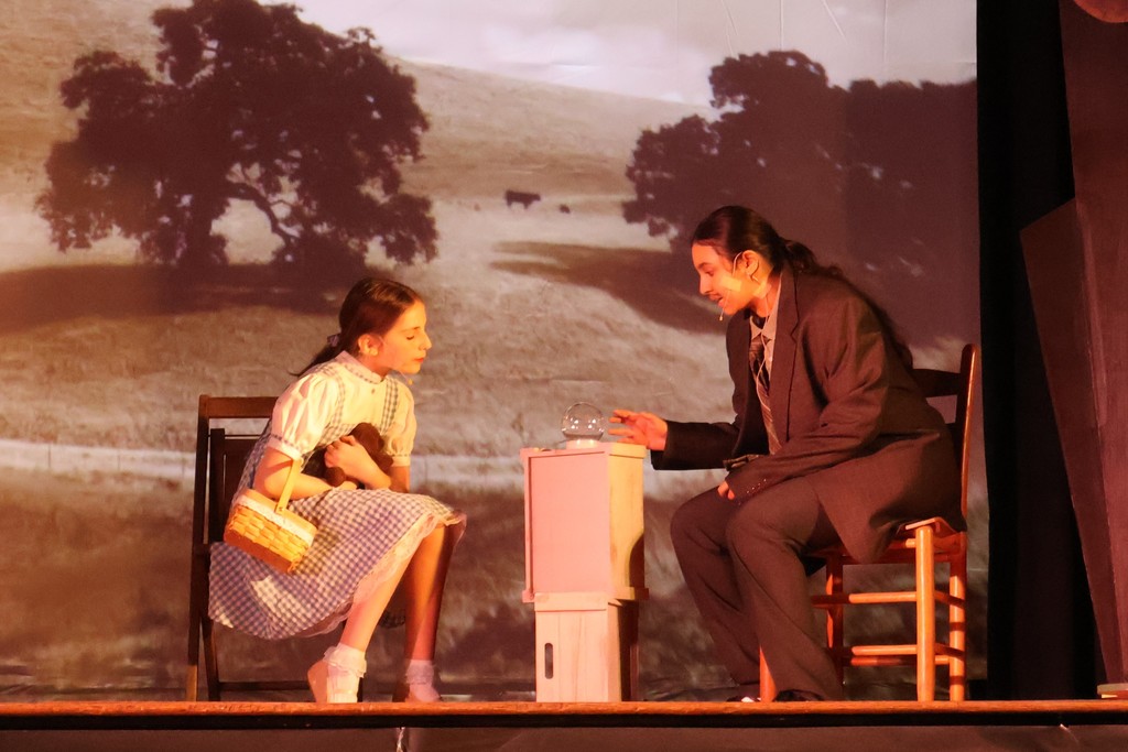 Thomas Magnet School The Wizard of Oz Performance by Students. 