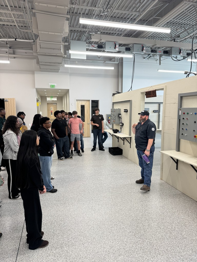 HMS Students on a recent Gear Up Field Trip