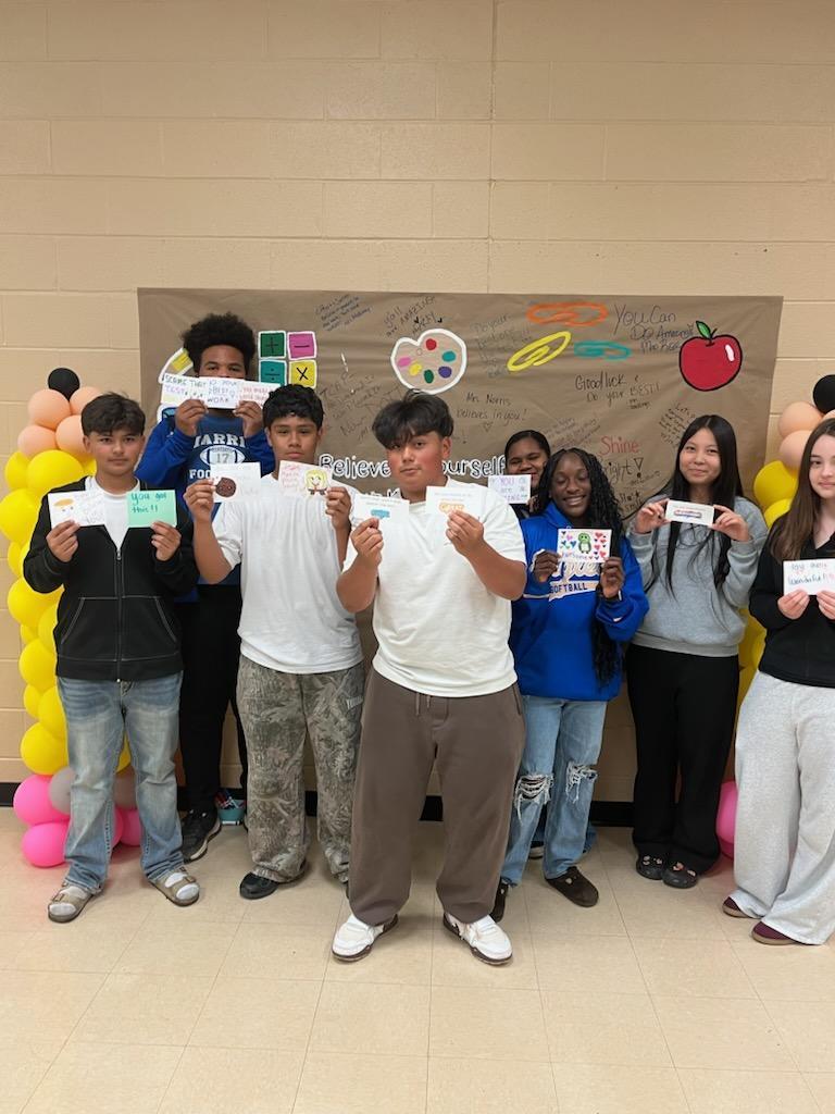 HMS Students say thank to the 12:12 program at SCHS