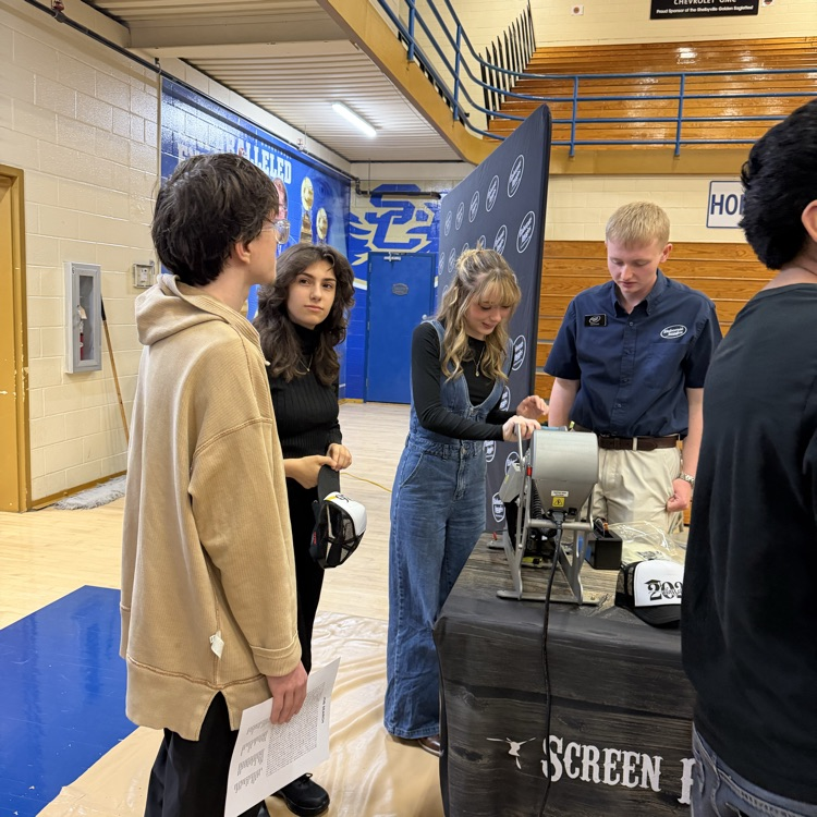 students at career fair