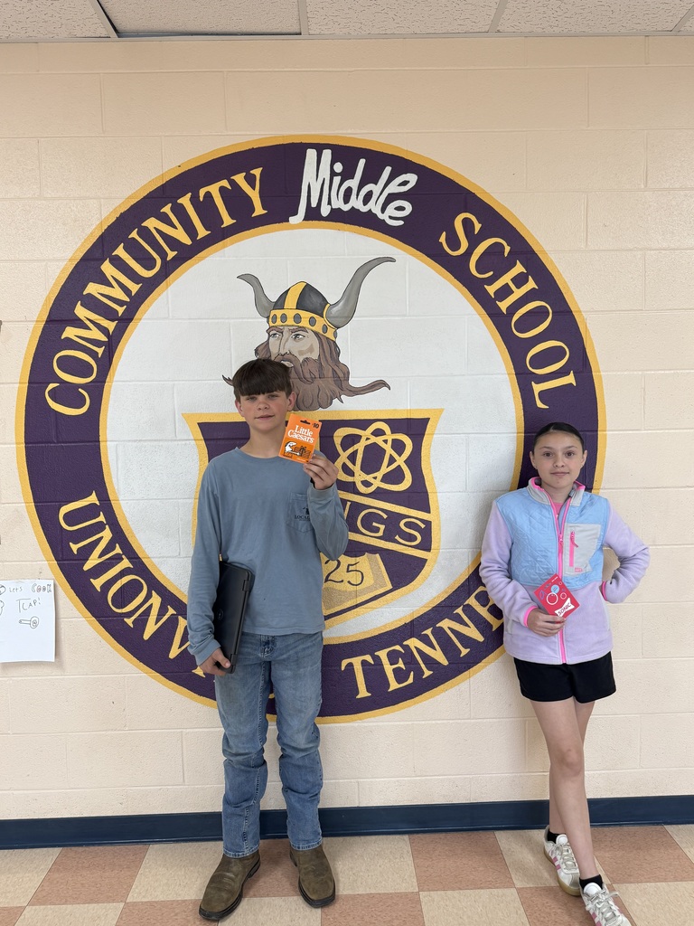 students with gift cards