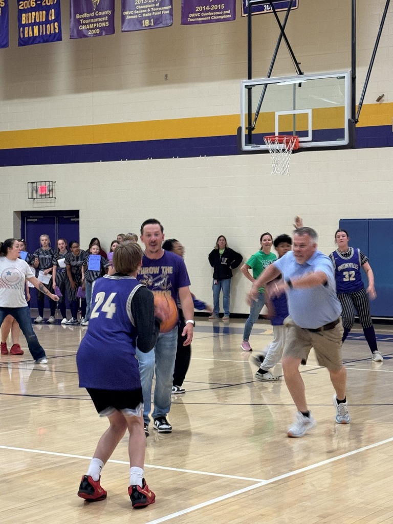 people playing basketball