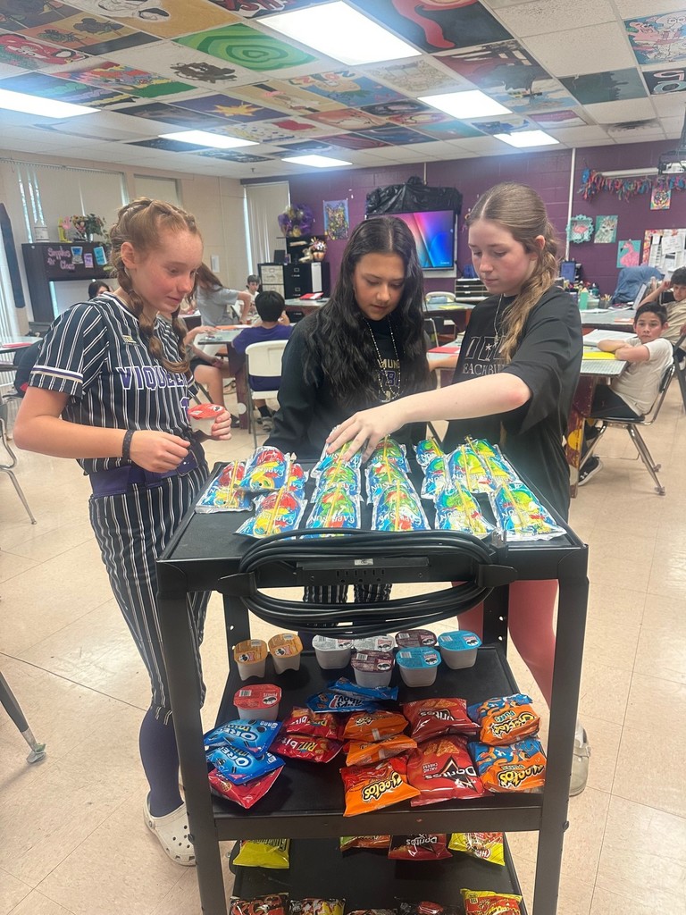 students getting snacks