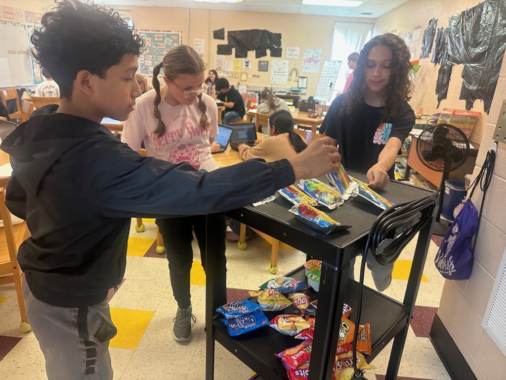 students with snacks