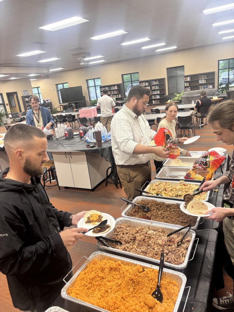 teachers eating