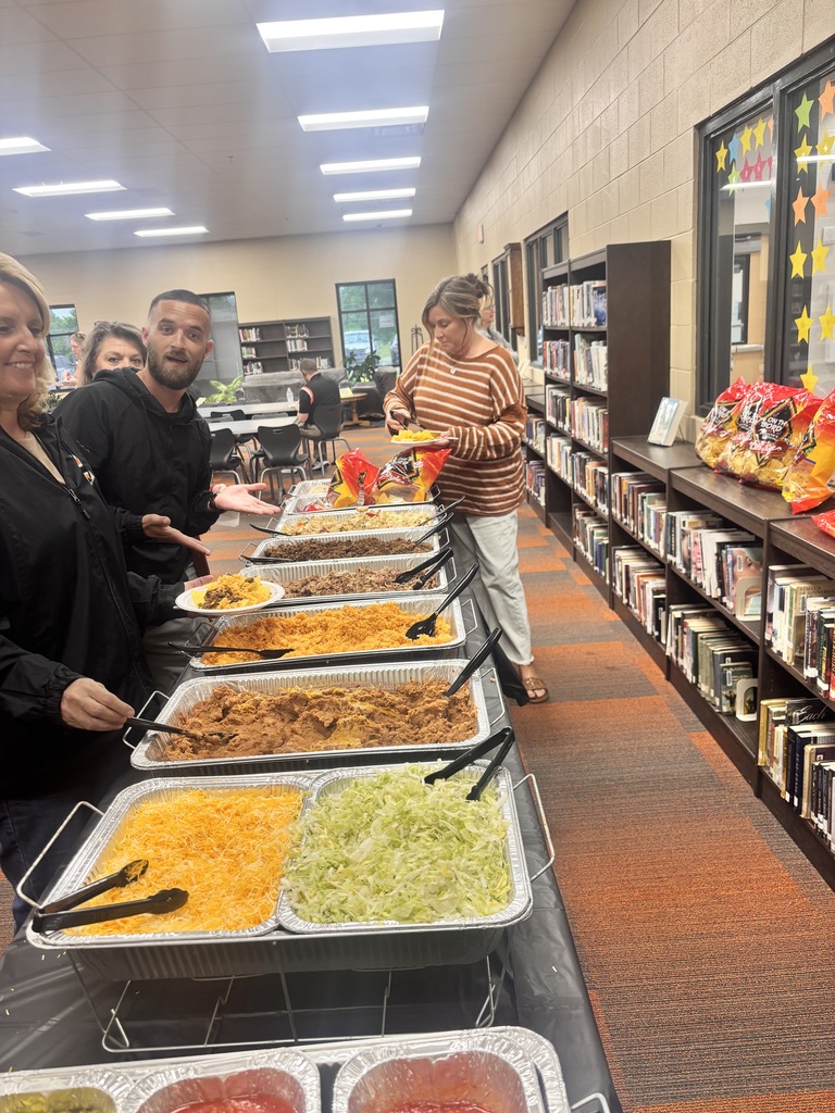 teachers eating