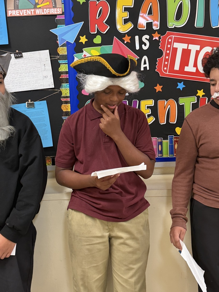 Student dressed up as George Washington
