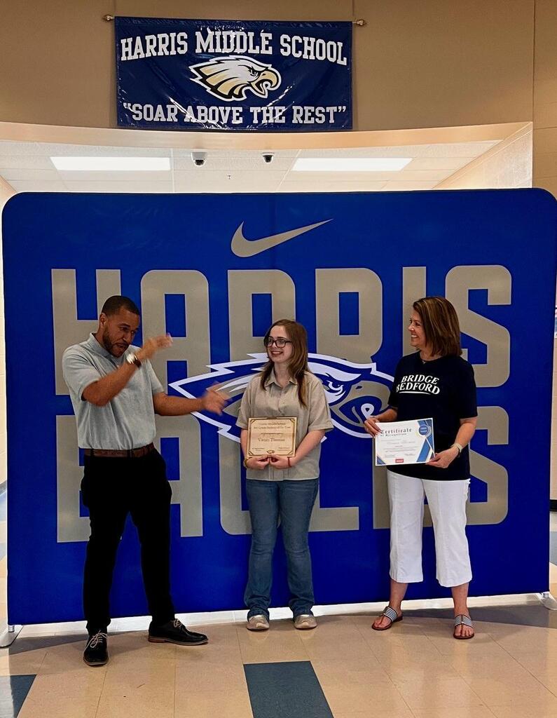 8th Grade and Overall Student of the year, Vivan Thomas recieves her awards!