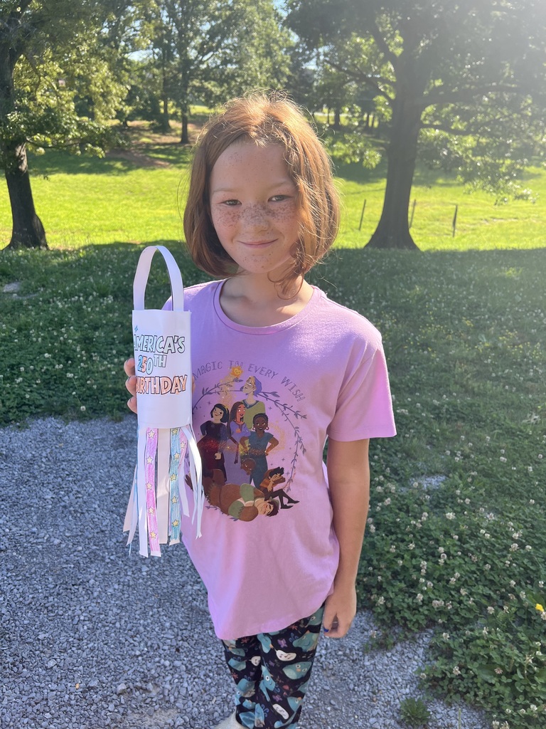 Summer Learning Camp at Eakin - Windsocks