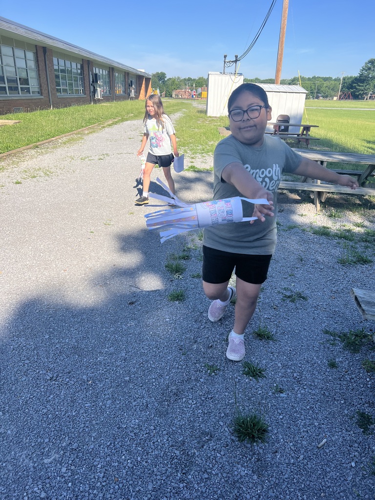 Summer Learning Camp at Eakin - Windsocks