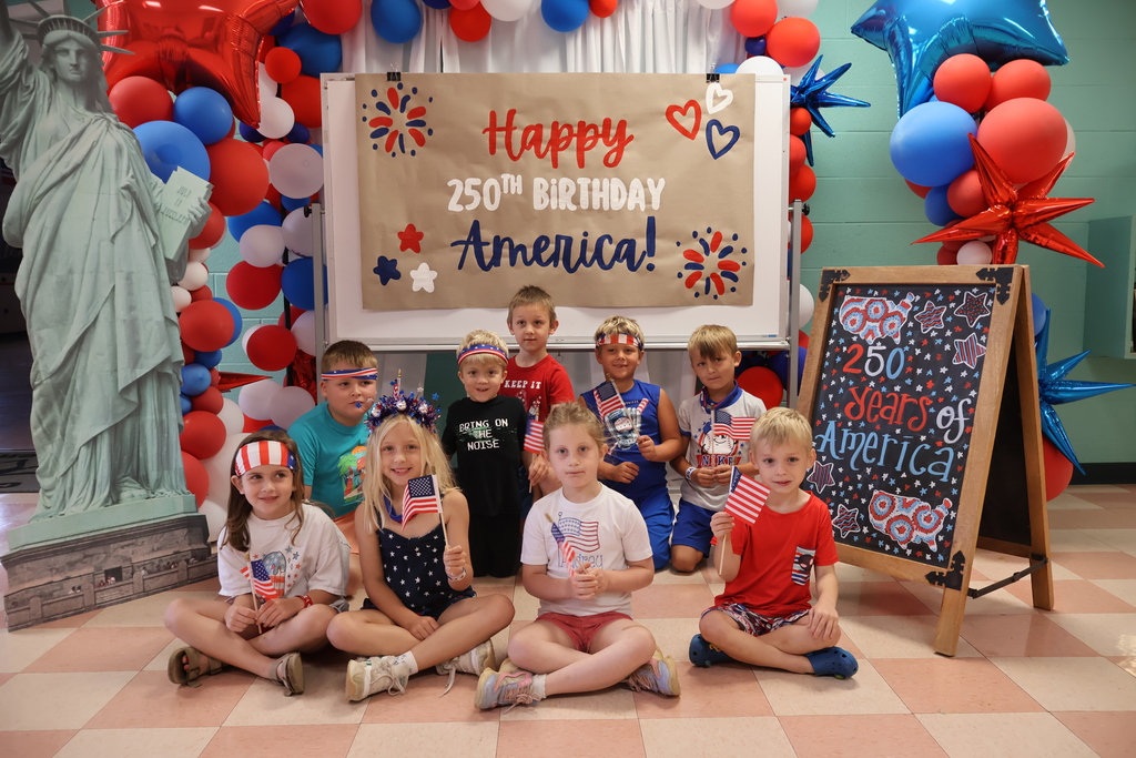 Cascade Elementary celebrates America's 250th