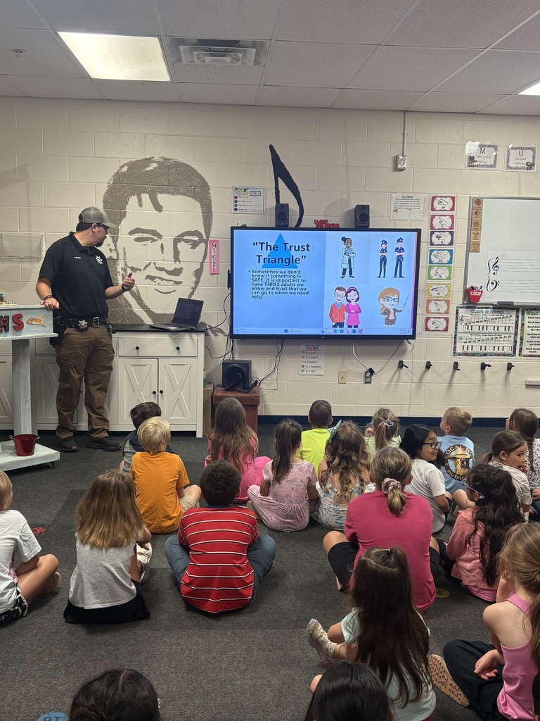 Summer Learning Camp at Thomas Magnet - Officers Visit