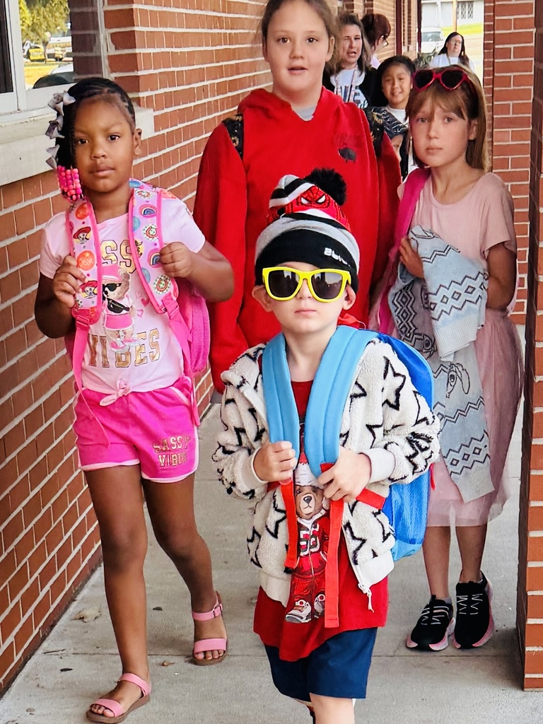 students arriving at school