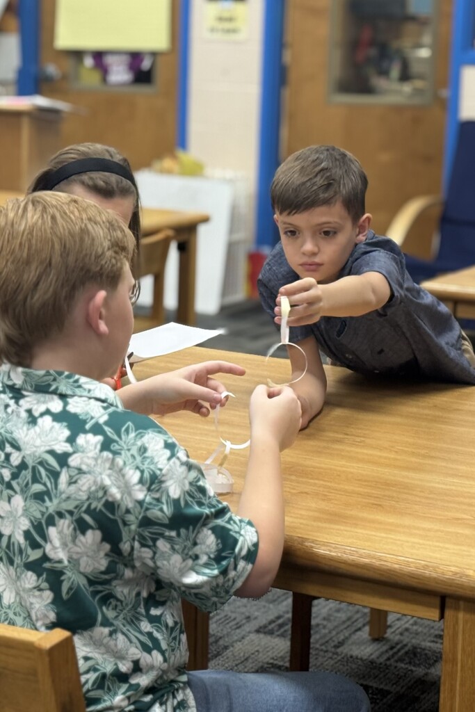 Creating a Paper Chain