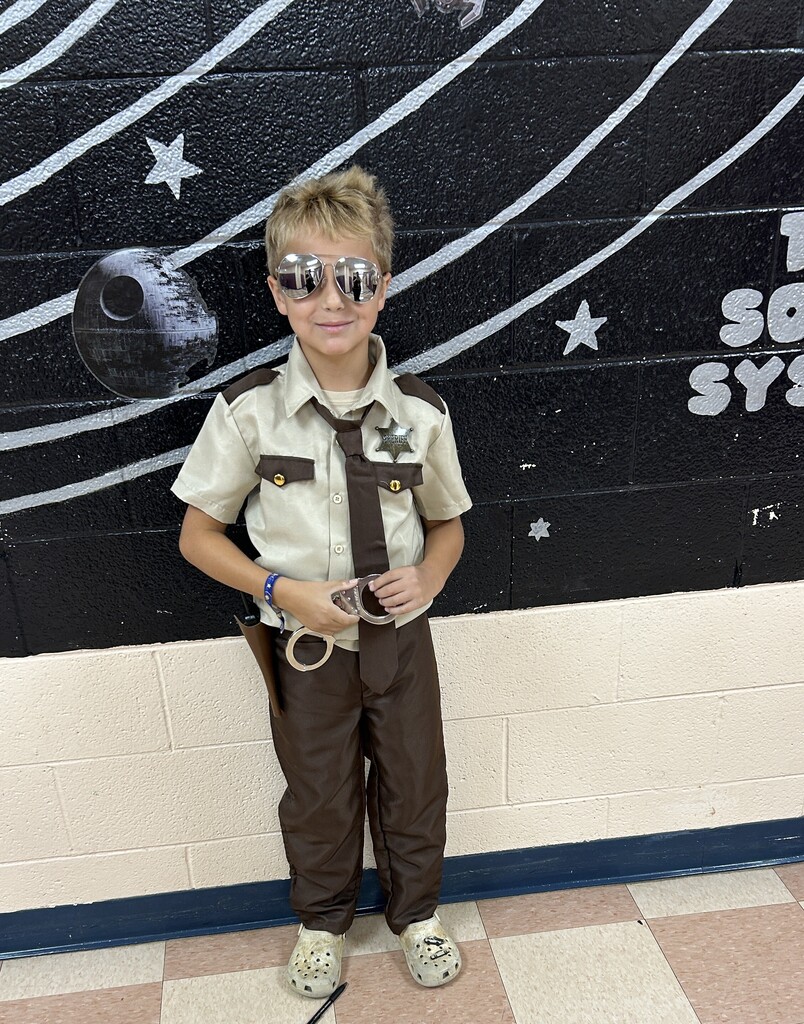 9-5 dress up day