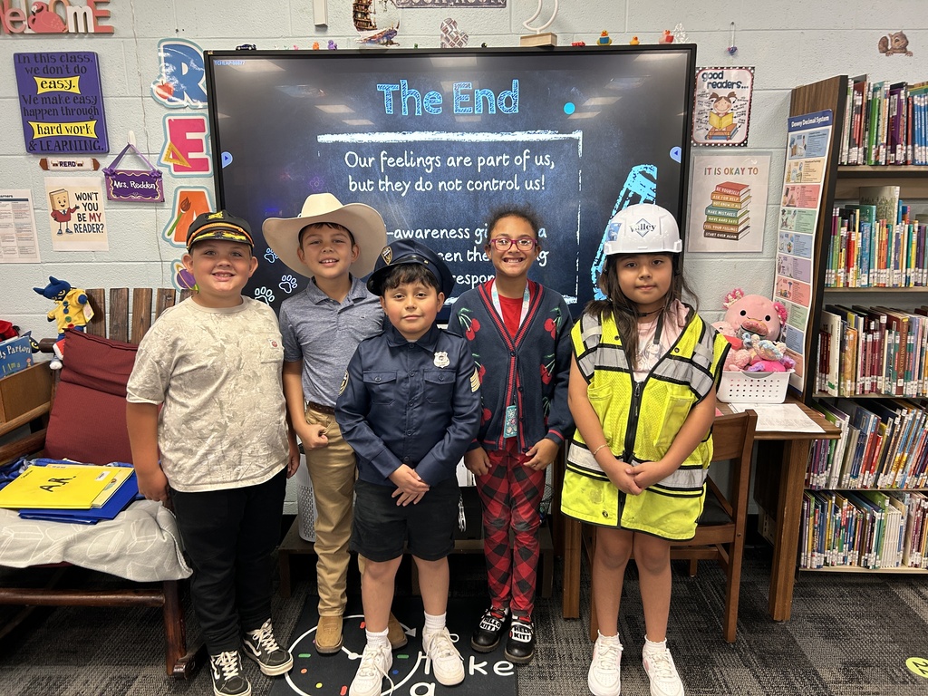 9-5 dress up day