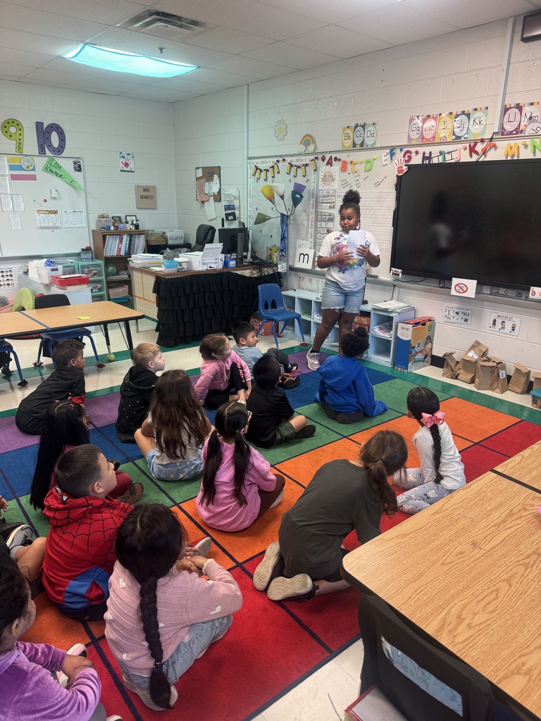 1 student presenting to another class