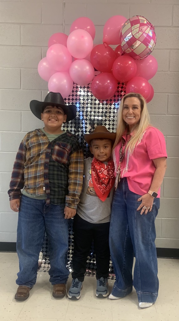 western dress students