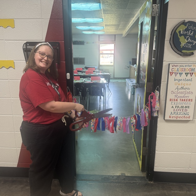 cutting ribbon