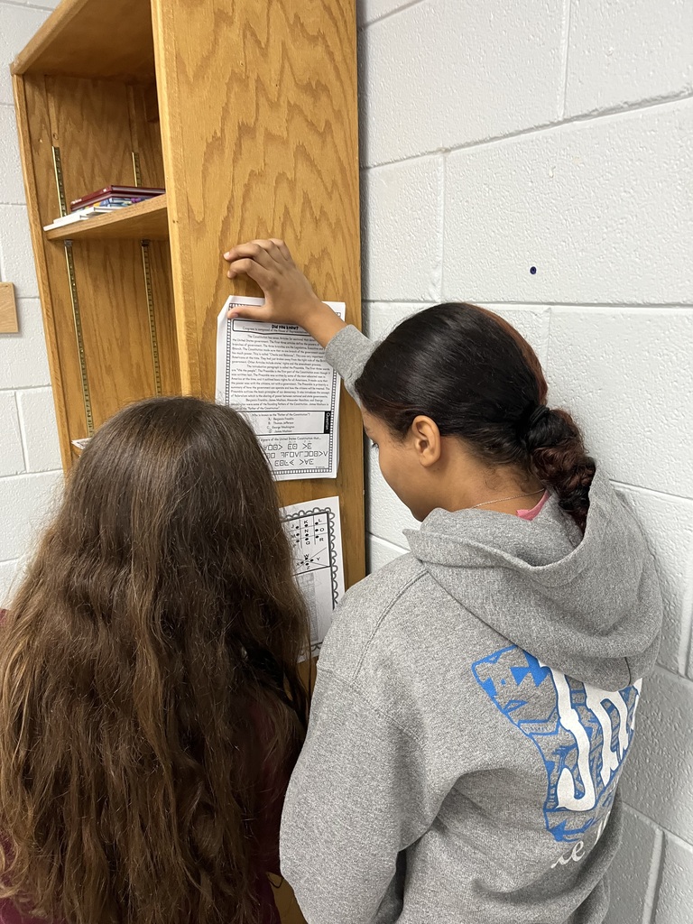 For Constitution Day, Mrs. Rose’s Social Studies classes completed a Constitution Escape Room where they learned about the history of the Constitution. 